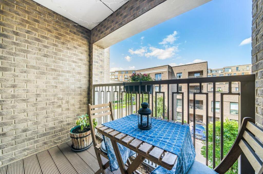 Spacious Modern 1-bedroom In Catford - Excellent Transport Links - Ideal For Long Apartamento Londres